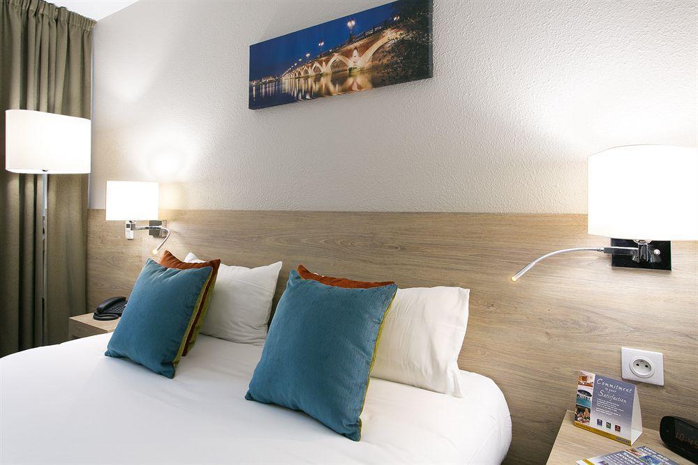Quality Hotel Bordeaux Pessac Gradignan Exterior photo